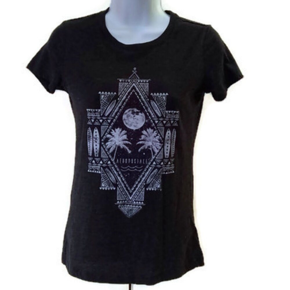 Aeropostale Grey Women's T-shirt Short Sleeve Graphic  Size petite / small